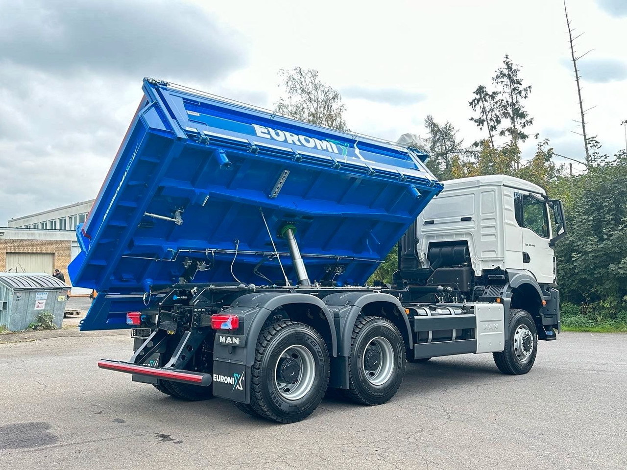 Kravas automašīna pašizgāzējs MAN TGS 33.440 6x6 /Euro6 3-Seiten-Kipper EuromixMTP: foto 8
