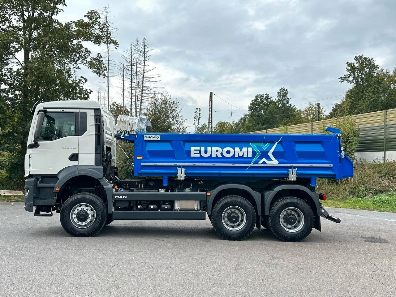 Kravas automašīna pašizgāzējs MAN TGS 33.440 6x6 /Euro6 3-Seiten-Kipper EuromixMTP: foto 15