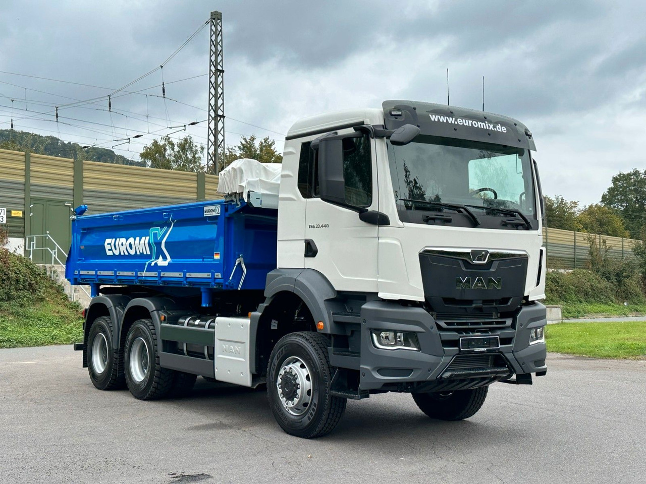 Kravas automašīna pašizgāzējs MAN TGS 33.440 6x6 /Euro6 3-Seiten-Kipper EuromixMTP: foto 23