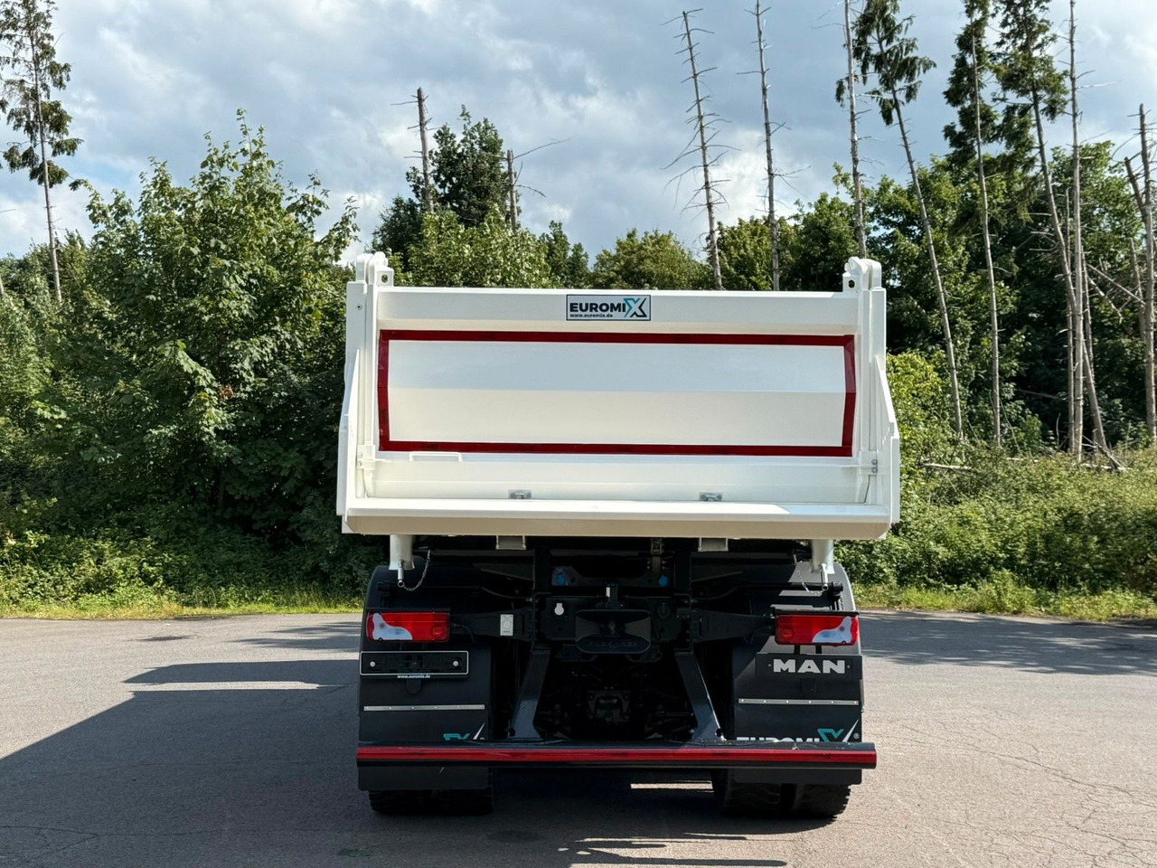 MAN TGS 35.480 8x6 EuromixMTP 3-Seiten-Kipper - Kravas automašīna pašizgāzējs: foto 5 MAN TGS 35.480 8x6 EuromixMTP 3-Seiten-Kipper - Kravas automašīna pašizgāzējs: foto 5
