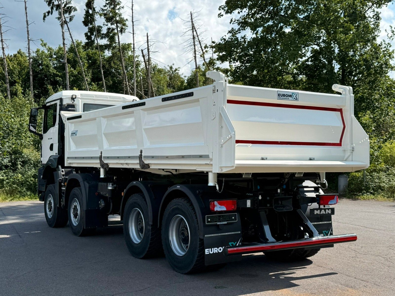MAN TGS 35.480 8x6 EuromixMTP 3-Seiten-Kipper - Kravas automašīna pašizgāzējs: foto 4 MAN TGS 35.480 8x6 EuromixMTP 3-Seiten-Kipper - Kravas automašīna pašizgāzējs: foto 4