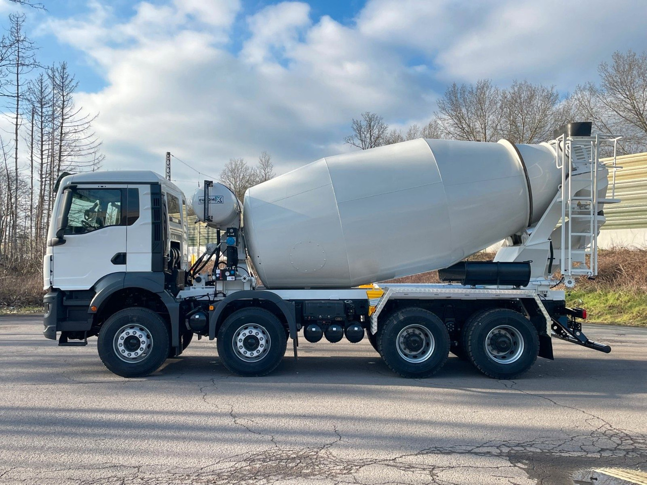 MAN TGS 41.400 8x4 / EuromixMTP EM 12m³ R / EURO 2 - Betonvedējs: foto 5 MAN TGS 41.400 8x4 / EuromixMTP EM 12m³ R / EURO 2 - Betonvedējs: foto 5