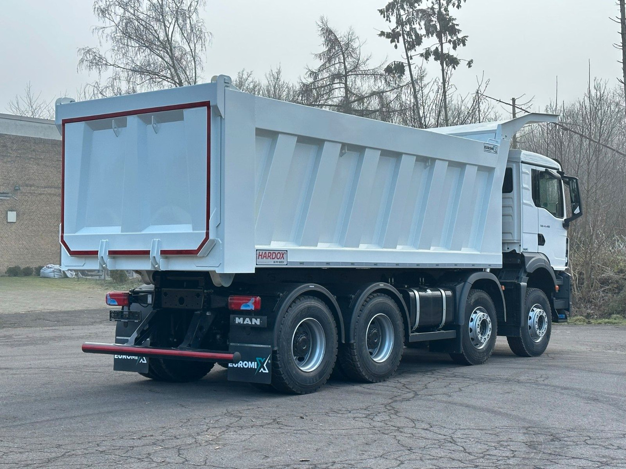 MAN TGS 41.440 8x4 EuromixMTP 23m³ Eckige Mulde - Kravas automašīna pašizgāzējs: foto 5 MAN TGS 41.440 8x4 EuromixMTP 23m³ Eckige Mulde - Kravas automašīna pašizgāzējs: foto 5
