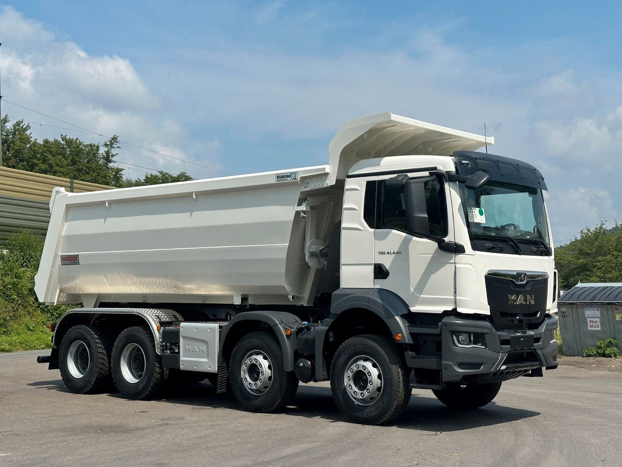 MAN TGS 41.440 8x4 EuromixMTP Mulden-Kipper - Kravas automašīna pašizgāzējs: foto 1 MAN TGS 41.440 8x4 EuromixMTP Mulden-Kipper - Kravas automašīna pašizgāzējs: foto 1