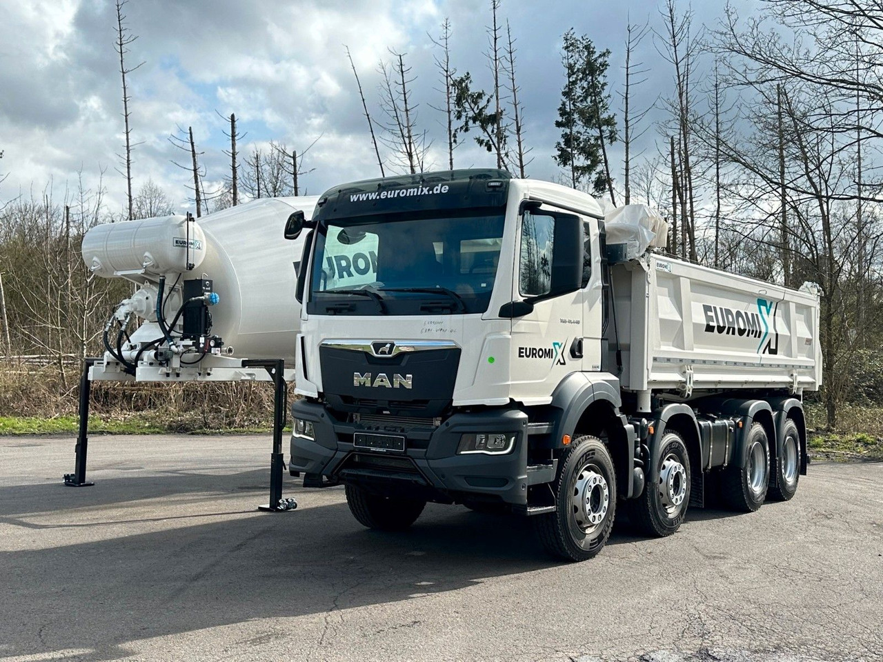 MAN TGS 41.440 8x4 WECHSELSYSTEM KIPPER+MISCHER - Betonvedējs: foto 2 MAN TGS 41.440 8x4 WECHSELSYSTEM KIPPER+MISCHER - Betonvedējs: foto 2