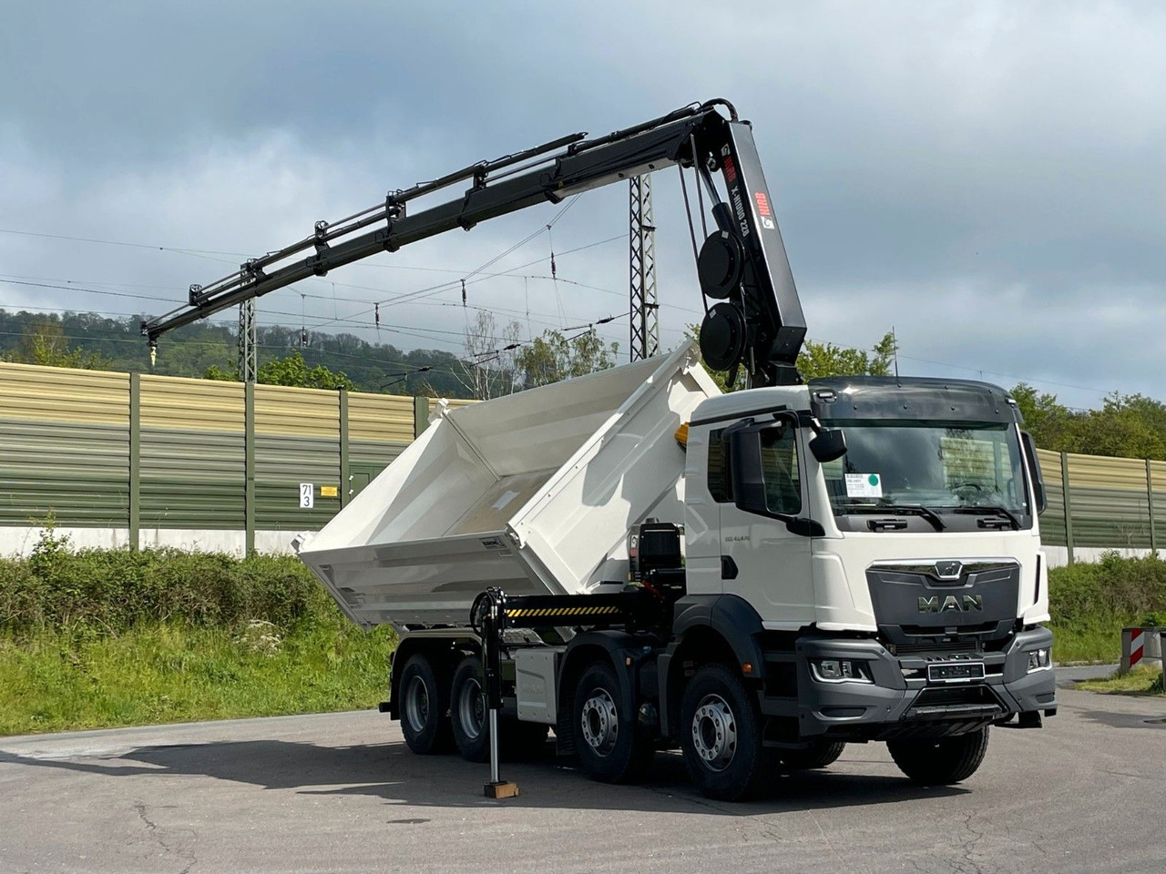 MAN TGS 41.480 8x4/Euro6e Euromix Kipper Hiab 228-6 līzingu MAN TGS 41.480 8x4/Euro6e Euromix Kipper Hiab 228-6: foto 16