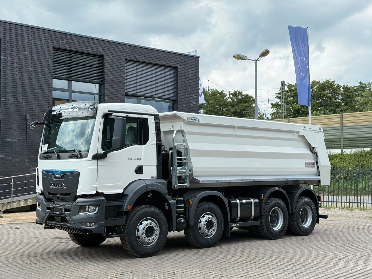 MAN TGS 41.480 BB 8X4 Euromix Mulden Kipper HARDOX - Kravas automašīna pašizgāzējs: foto 5 MAN TGS 41.480 BB 8X4 Euromix Mulden Kipper HARDOX - Kravas automašīna pašizgāzējs: foto 5
