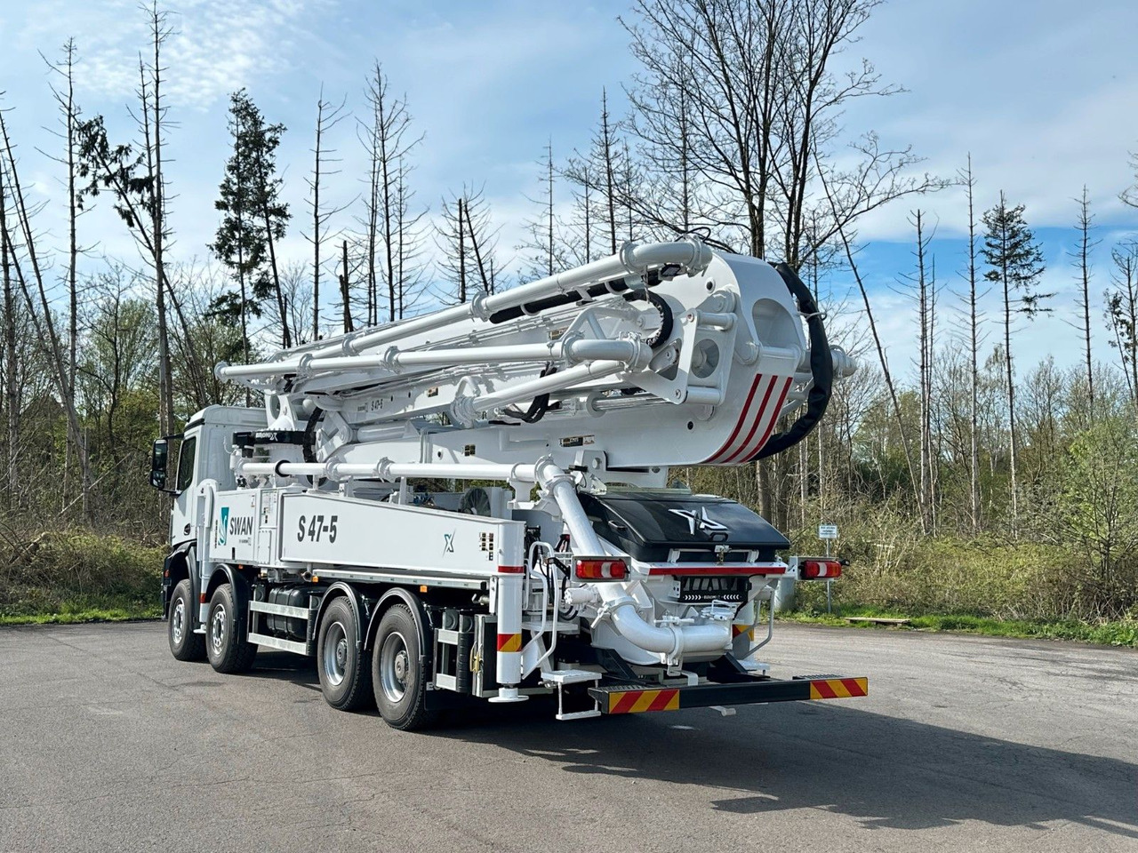Mercedes-Benz Arocs 5 4542 8x4 SWAN TSP 47-5 160RZ ( 47m ) - Betonvedējs: foto 4 Mercedes-Benz Arocs 5 4542 8x4 SWAN TSP 47-5 160RZ ( 47m ) - Betonvedējs: foto 4