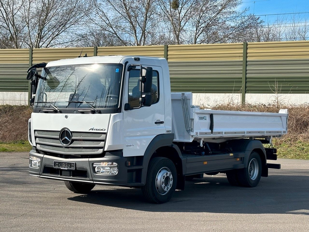 Mercedes-Benz Atego 1224 K EuromixMTP 3-Seiten-Kipper - Kravas automašīna pašizgāzējs: foto 2 Mercedes-Benz Atego 1224 K EuromixMTP 3-Seiten-Kipper - Kravas automašīna pašizgāzējs: foto 2