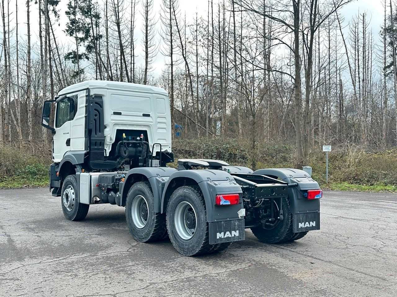 MAN TGS 33.440 BBS 6X4 EUROMIX MTP Kipper-Auflieger - Vilcējs: foto 3 MAN TGS 33.440 BBS 6X4 EUROMIX MTP Kipper-Auflieger - Vilcējs: foto 3