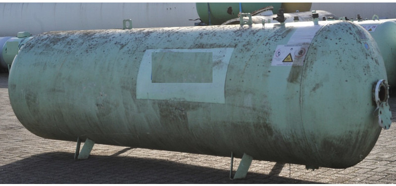 5000 L (2,5 ton) Gastank on trailer -Gas, Gaz, LPG, GPL, Propane, Butane tanks aboveground working pressure 15.6 bar Used tanks-Also available per single piece ID 1.005 - Degvielas tvertne - Kravas automašīna: foto 2 5000 L (2,5 ton) Gastank on trailer -Gas, Gaz, LPG, GPL, Propane, Butane tanks aboveground working pressure 15.6 bar Used tanks-Also available per single piece ID 1.005 - Degvielas tvertne - Kravas automašīna: foto 2
