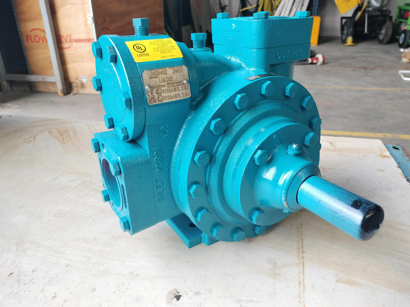 Blackmer LPG Pump LGLD2 and LGLD3 (Pumpset v-belt drive) - Ūdens sūknis: foto 2 Blackmer LPG Pump LGLD2 and LGLD3 (Pumpset v-belt drive) - Ūdens sūknis: foto 2