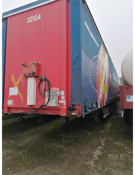 Curtain semi-trailer with used aboveground 2700 &4850L tanks Gas, Gaz, LPG, GPL, Propane, Butane tank ID 8.370 - Puspiekabe cisterna: foto 2 Curtain semi-trailer with used aboveground 2700 &4850L tanks Gas, Gaz, LPG, GPL, Propane, Butane tank ID 8.370 - Puspiekabe cisterna: foto 2