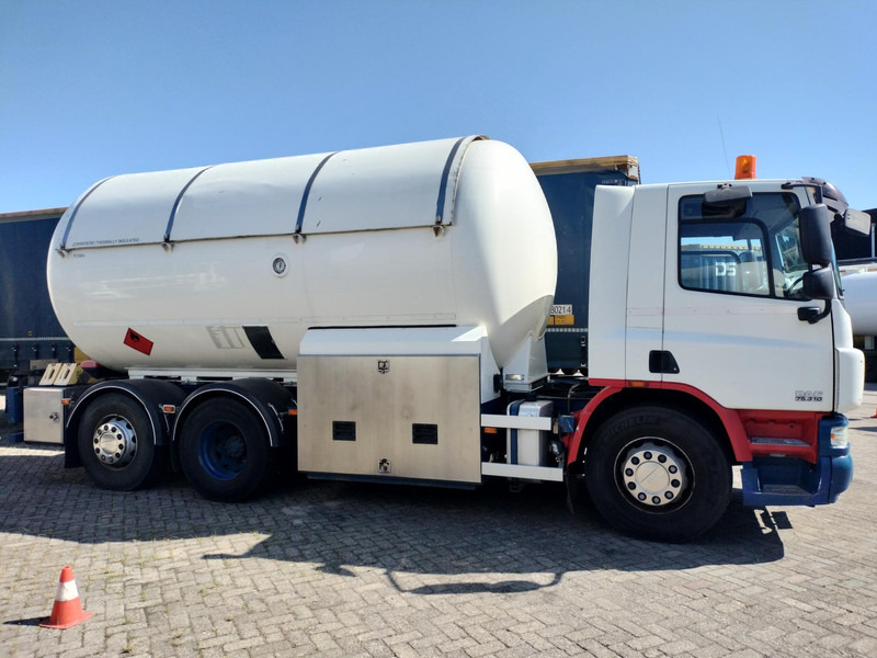 DAF FAN CF75. 6x2 -24030 Liter Gas tank truck ID 2.166 Rootselaar, flowmeter, pump, sunroof on tank - Autocisterna: foto 2 DAF FAN CF75. 6x2 -24030 Liter Gas tank truck ID 2.166 Rootselaar, flowmeter, pump, sunroof on tank - Autocisterna: foto 2