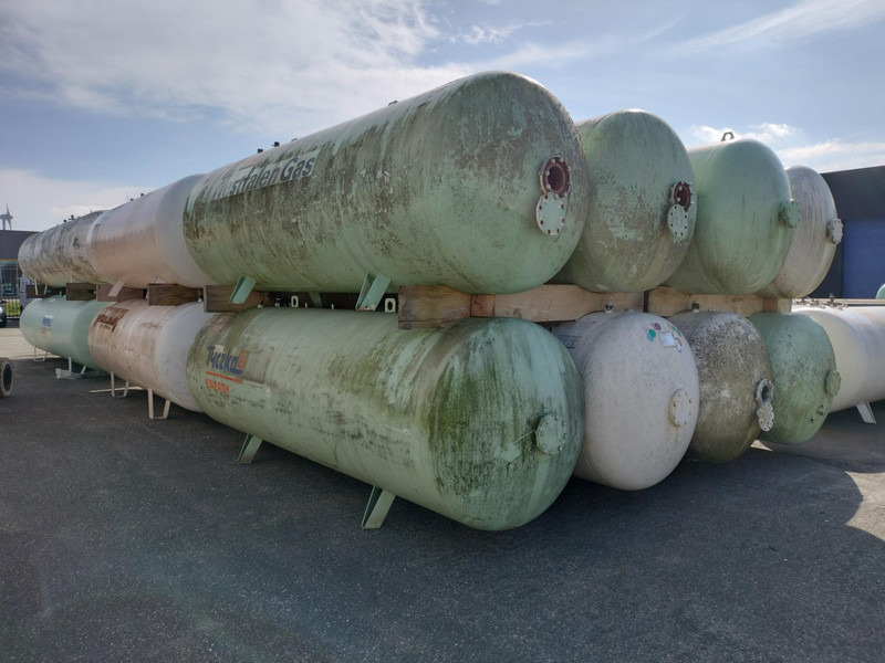 De Visser used 2700L & 4850L gastanks - Gas, Gaz, LPG, GPL, Propane, Butane tanks aboveground Used tanks - Degvielas tvertne: foto 1 De Visser used 2700L & 4850L gastanks - Gas, Gaz, LPG, GPL, Propane, Butane tanks aboveground Used tanks - Degvielas tvertne: foto 1