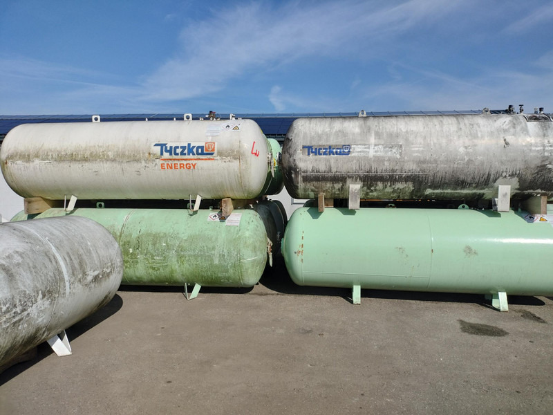 De Visser used 2700L & 4850L gastanks - Gas, Gaz, LPG, GPL, Propane, Butane tanks aboveground Used tanks - Degvielas tvertne: foto 2 De Visser used 2700L & 4850L gastanks - Gas, Gaz, LPG, GPL, Propane, Butane tanks aboveground Used tanks - Degvielas tvertne: foto 2