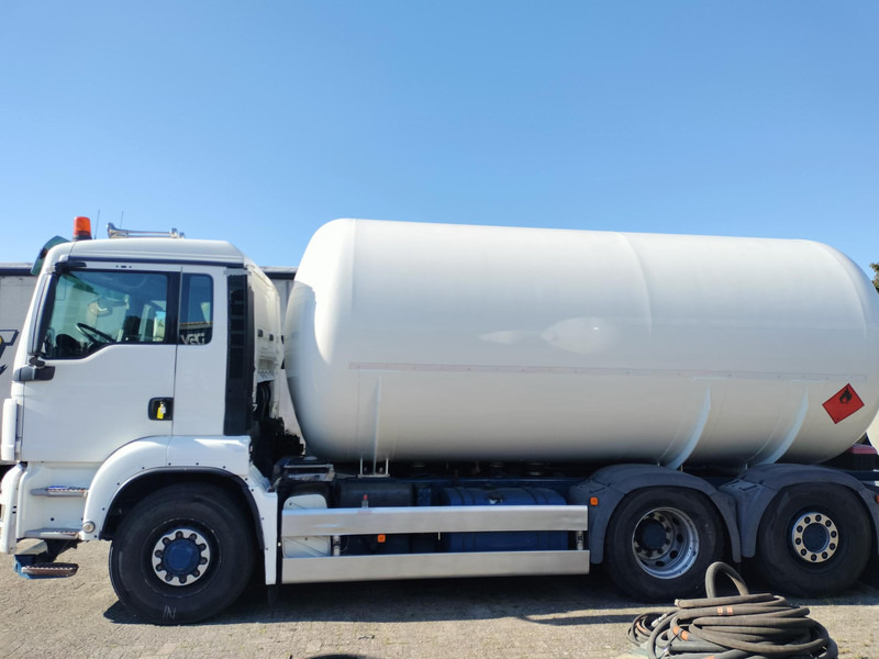 MAN TGS 2011. 6x4 -24000 L Gas tank truck -Gas, Gaz, LPG, GPL, Propane, Butane tank, Gastank ID 2.165 Rootselaar, flowmeter, Sihi pump - Autocisterna: foto 1 MAN TGS 2011. 6x4 -24000 L Gas tank truck -Gas, Gaz, LPG, GPL, Propane, Butane tank, Gastank ID 2.165 Rootselaar, flowmeter, Sihi pump - Autocisterna: foto 1