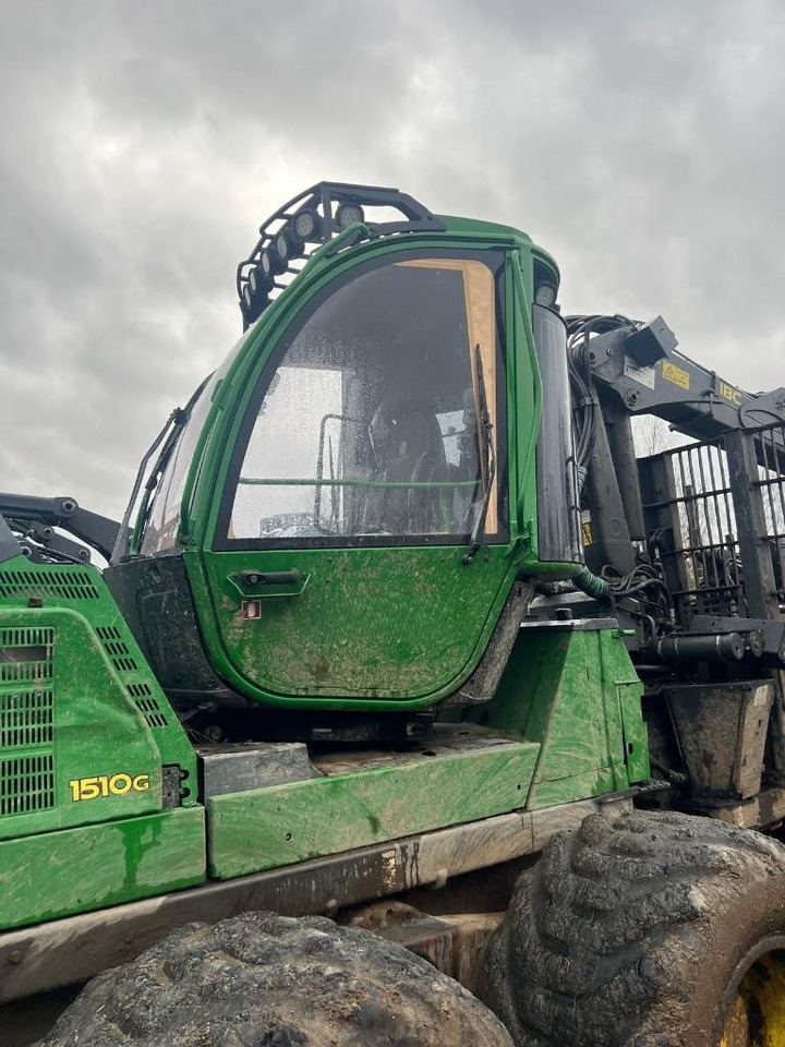 John Deere 1510 G - Forvarders: foto 2 John Deere 1510 G - Forvarders: foto 2