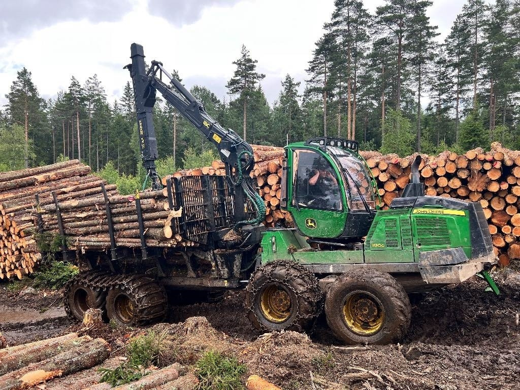John Deere 1510 G - Forvarders: foto 2 John Deere 1510 G - Forvarders: foto 2