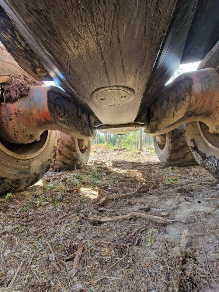 Forvarders Komatsu 865: foto 20