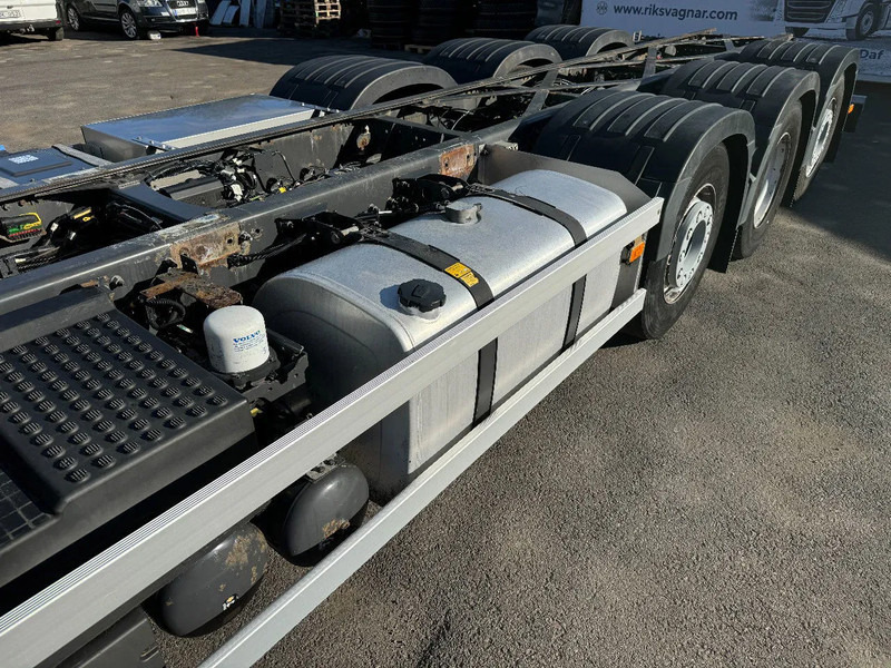 Volvo FH 540 8x2*4, ADR, Euro 6, Chassi (ex. Tank-truck), 2018 - Šasija kravas automašīna: foto 4 Volvo FH 540 8x2*4, ADR, Euro 6, Chassi (ex. Tank-truck), 2018 - Šasija kravas automašīna: foto 4