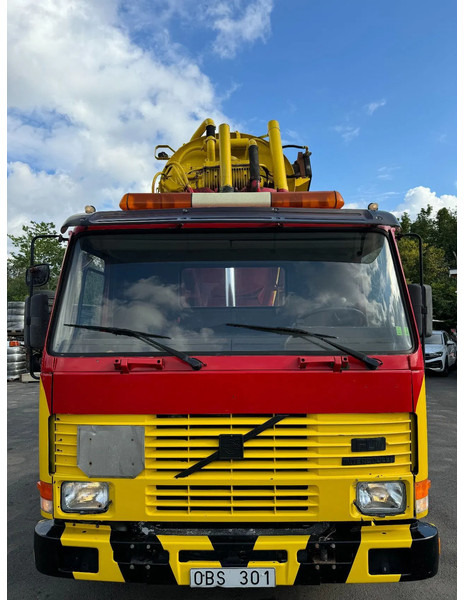 Volvo FL 10.320 4x2, 12m3 Sludge & Flushing-Truck, YM: 1990 - Asenizācijas mašīna: foto 2 Volvo FL 10.320 4x2, 12m3 Sludge & Flushing-Truck, YM: 1990 - Asenizācijas mašīna: foto 2