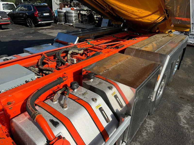 Volvo FMX 450 6x2*4, Combi Sludge / High Pressure-truck, 2017 - Asenizācijas mašīna: foto 4 Volvo FMX 450 6x2*4, Combi Sludge / High Pressure-truck, 2017 - Asenizācijas mašīna: foto 4