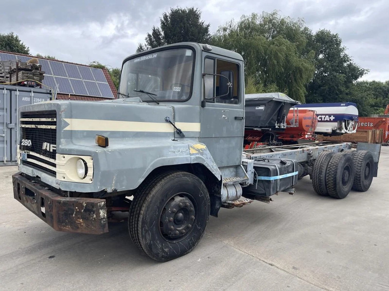 DAF 2800 **2800NAT-6X4-DUTCH REGISTRATION** - Šasija kravas automašīna: foto 1 DAF 2800 **2800NAT-6X4-DUTCH REGISTRATION** - Šasija kravas automašīna: foto 1