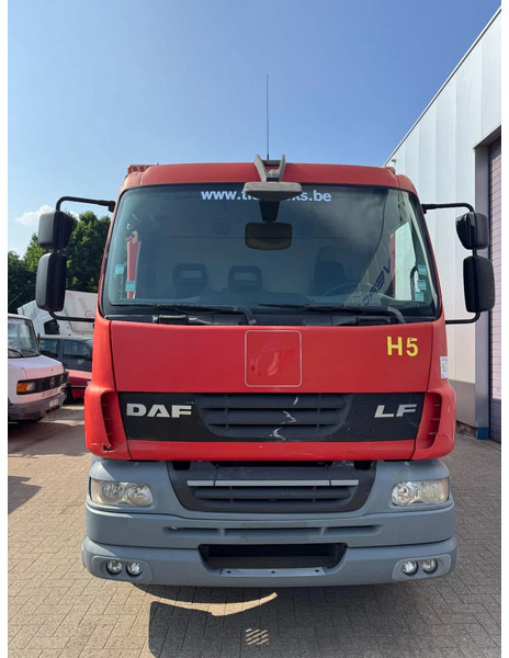 DAF LF 55.220 **MANUAL GEARBOX-EURO 4** - Kravas automašīna ar slēgto virsbūvi: foto 2 DAF LF 55.220 **MANUAL GEARBOX-EURO 4** - Kravas automašīna ar slēgto virsbūvi: foto 2