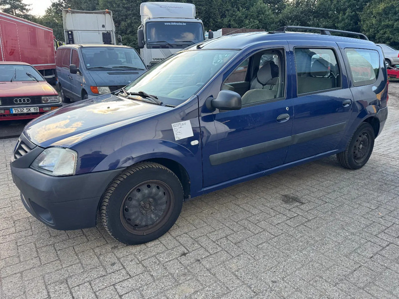 Dacia Logan **EURO 4** - Vieglā automašīna: foto 1 Dacia Logan **EURO 4** - Vieglā automašīna: foto 1