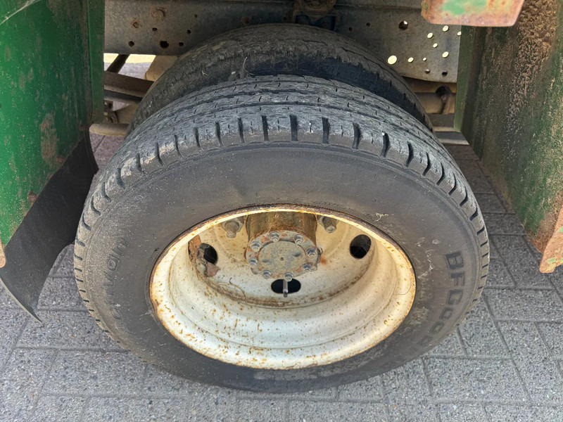 Komercauto pašizgāzējs, Kravas-pasažieru furgons Isuzu NPR **KIPPER-BENNE-TIPPER**: foto 8