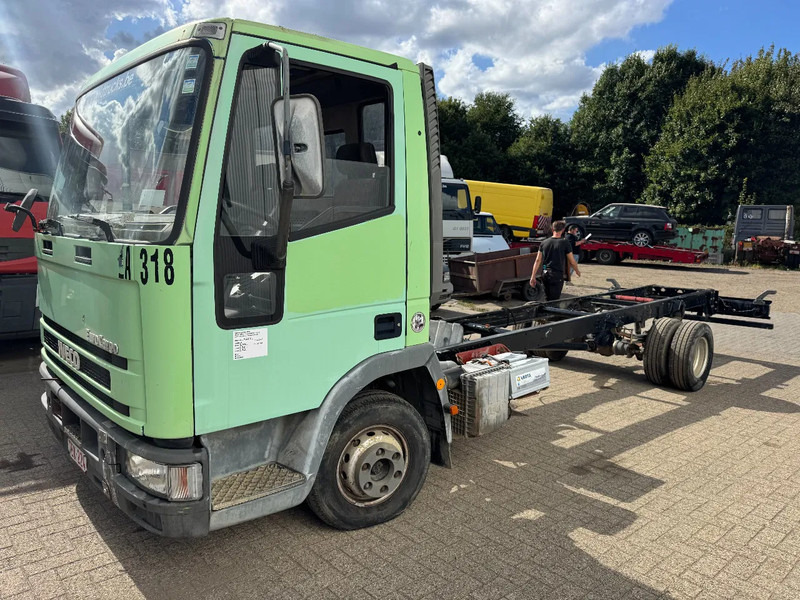 Iveco Eurocargo **75E14-BELGIAN TRUCK-FULL STEEL SUSPENSION** - Šasija kravas automašīna: foto 1 Iveco Eurocargo **75E14-BELGIAN TRUCK-FULL STEEL SUSPENSION** - Šasija kravas automašīna: foto 1