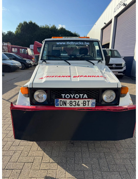 Toyota Land Cruiser **RECOVERY TRUCK-WINCH** - Komercauto: foto 2 Toyota Land Cruiser **RECOVERY TRUCK-WINCH** - Komercauto: foto 2
