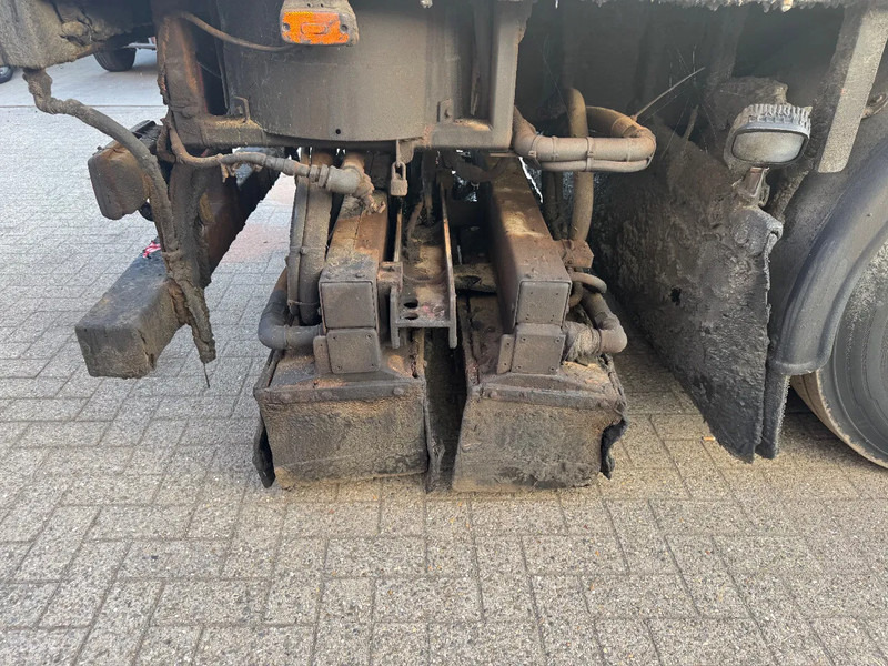 Kravas automašīna pārvadāšana bitumena Scania P94-300 **BURTEC BITUM SPRAYER-BELGIAN TRUCK**: foto 12 Kravas automašīna pārvadāšana bitumena Scania P94-300 **BURTEC BITUM SPRAYER-BELGIAN TRUCK**: foto 12