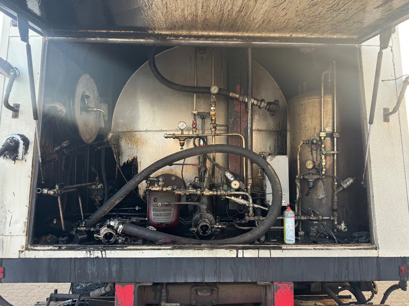 Kravas automašīna pārvadāšana bitumena Scania P94-300 **BURTEC BITUM SPRAYER-BELGIAN TRUCK**: foto 14 Kravas automašīna pārvadāšana bitumena Scania P94-300 **BURTEC BITUM SPRAYER-BELGIAN TRUCK**: foto 14