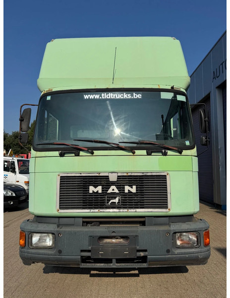 MAN 25.322 **BELGIAN TRUCK- - Kravas automašīna ar slēgto virsbūvi: foto 2 MAN 25.322 **BELGIAN TRUCK- - Kravas automašīna ar slēgto virsbūvi: foto 2
