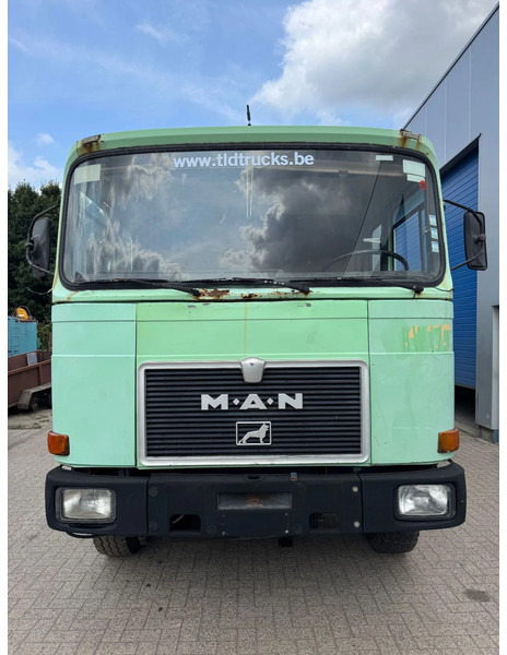 MAN F8 **32.291 8x4-6Cyl-BELGIAN TRUCK-BIG AXXLES** - Asenizācijas mašīna: foto 2 MAN F8 **32.291 8x4-6Cyl-BELGIAN TRUCK-BIG AXXLES** - Asenizācijas mašīna: foto 2