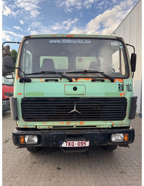 Mercedes-Benz 1617 **BELGIAN TRUCK-6CYL-FULL STEEL** - Autocisterna: foto 2 Mercedes-Benz 1617 **BELGIAN TRUCK-6CYL-FULL STEEL** - Autocisterna: foto 2