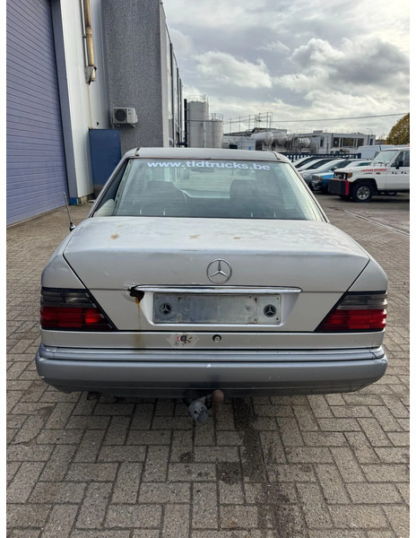 Mercedes-Benz 200-serie **W124-BELGIAN CAR** - Sedans: foto 5 Mercedes-Benz 200-serie **W124-BELGIAN CAR** - Sedans: foto 5