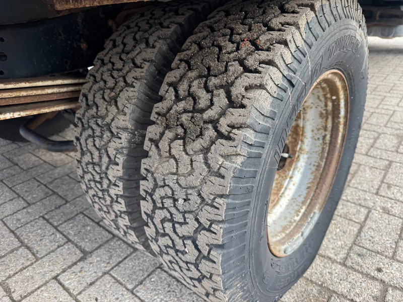 Mercedes-Benz **611D-FRENCH ORIGIN** - Kravas automašīna ar tentu: foto 5 Mercedes-Benz **611D-FRENCH ORIGIN** - Kravas automašīna ar tentu: foto 5