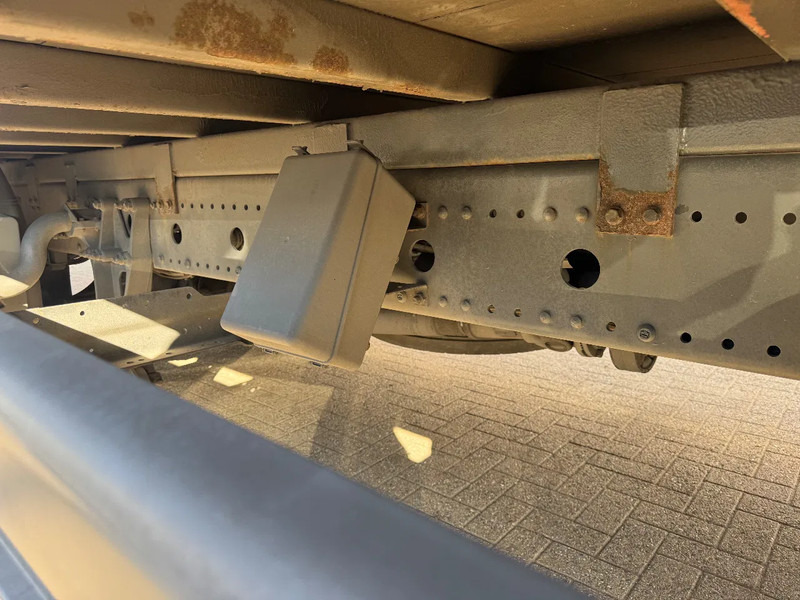 Mercedes-Benz Atego 1218 **BELGIAN TRUCK-REMOVAL LIFT TO 1ST FLOOR-TUV 02/2026** - Kravas automašīna ar slēgto virsbūvi: foto 4 Mercedes-Benz Atego 1218 **BELGIAN TRUCK-REMOVAL LIFT TO 1ST FLOOR-TUV 02/2026** - Kravas automašīna ar slēgto virsbūvi: foto 4