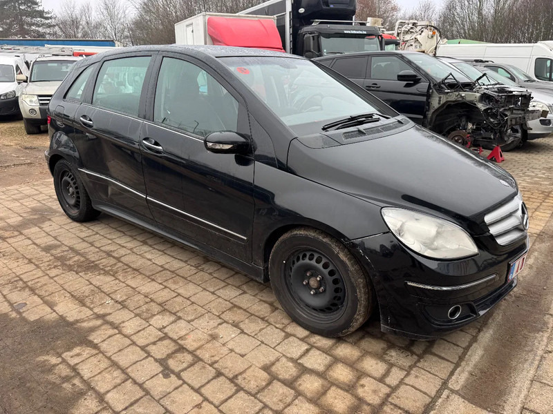 Mercedes-Benz B-Klasse **180CDI-AIRCO** - Vieglā automašīna: foto 3 Mercedes-Benz B-Klasse **180CDI-AIRCO** - Vieglā automašīna: foto 3