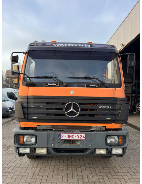 Mercedes-Benz SK 2631 **MANUAL GEARBOX-V6-BELGIAN TRUCK** - Pacēlājs ar āķi: foto 2 Mercedes-Benz SK 2631 **MANUAL GEARBOX-V6-BELGIAN TRUCK** - Pacēlājs ar āķi: foto 2