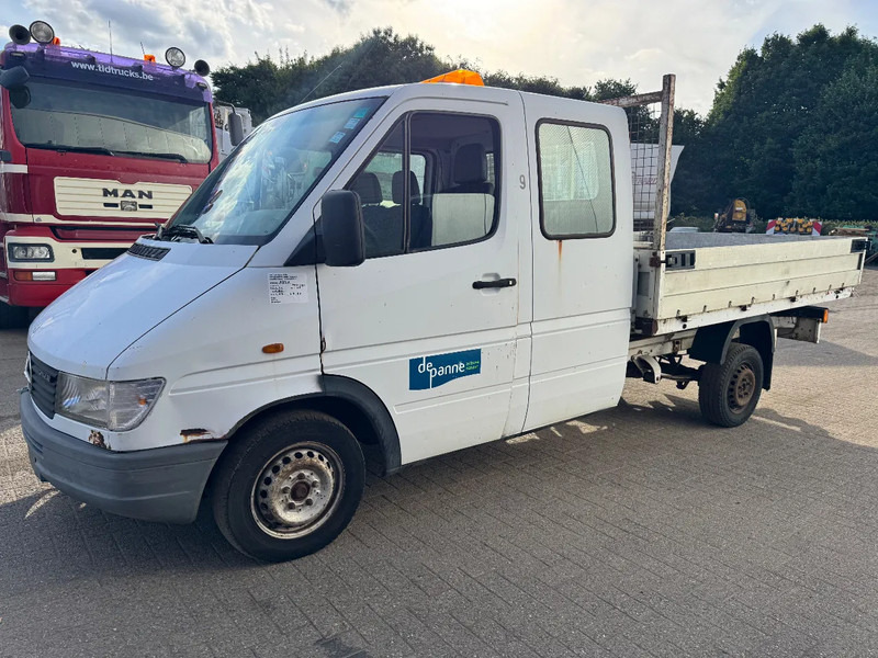 Mercedes-Benz Sprinter **212D-5CYL-BELGIAN VAN-AIRCO** - Automašīna ar kravas platformu, Kravas-pasažieru furgons: foto 1 Mercedes-Benz Sprinter **212D-5CYL-BELGIAN VAN-AIRCO** - Automašīna ar kravas platformu, Kravas-pasažieru furgons: foto 1