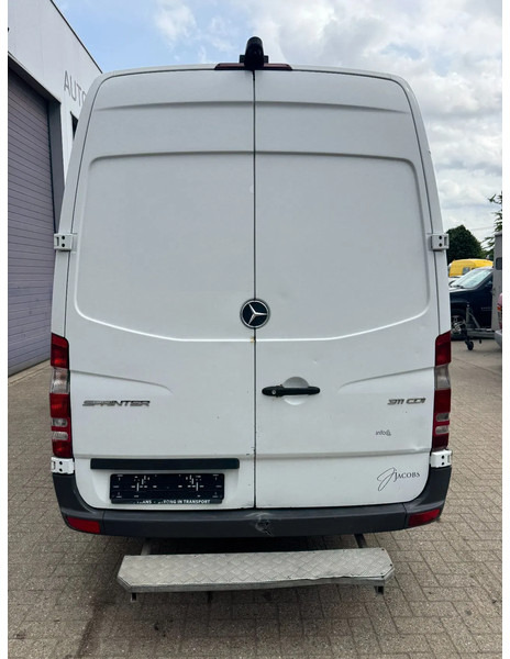 Mercedes-Benz Sprinter 311 **COOLING FOR MEDICATION TRANSPORT-EURO6B-AIRCO** - Komercauto refrižerators: foto 5 Mercedes-Benz Sprinter 311 **COOLING FOR MEDICATION TRANSPORT-EURO6B-AIRCO** - Komercauto refrižerators: foto 5