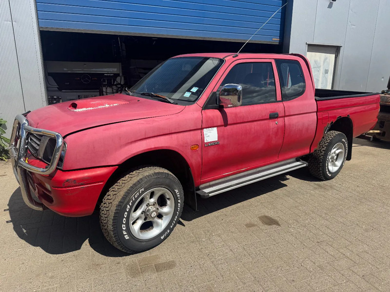 Mitsubishi L200 **DIESEL-BELGIAN CAR** - Vieglā automašīna: foto 1 Mitsubishi L200 **DIESEL-BELGIAN CAR** - Vieglā automašīna: foto 1