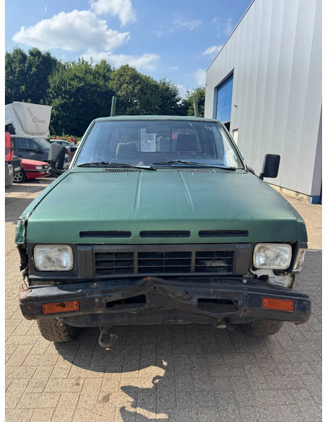Nissan King-cab **DIESEL-4X4** - Vieglā automašīna: foto 2 Nissan King-cab **DIESEL-4X4** - Vieglā automašīna: foto 2