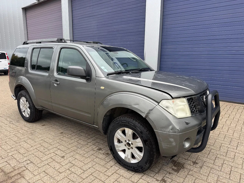 Nissan Pathfinder **AIRCO-EURO 3-7 SEATS** - Vieglā automašīna: foto 1 Nissan Pathfinder **AIRCO-EURO 3-7 SEATS** - Vieglā automašīna: foto 1