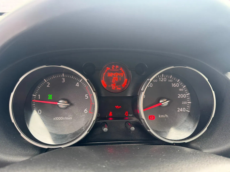 SUV Nissan QASHQAI **DIESEL-AIRCO**: foto 13