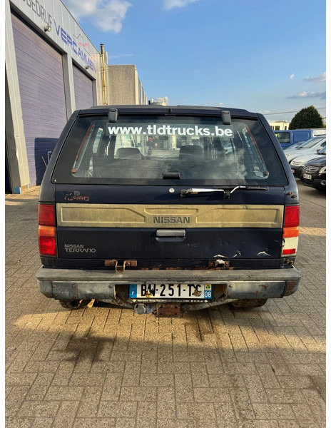 Nissan Terrano **4X4-DIESEL-LONG CHASSIS** - Vieglā automašīna: foto 5 Nissan Terrano **4X4-DIESEL-LONG CHASSIS** - Vieglā automašīna: foto 5